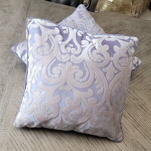 Kingray 20x20 decorative velvet square pillows
